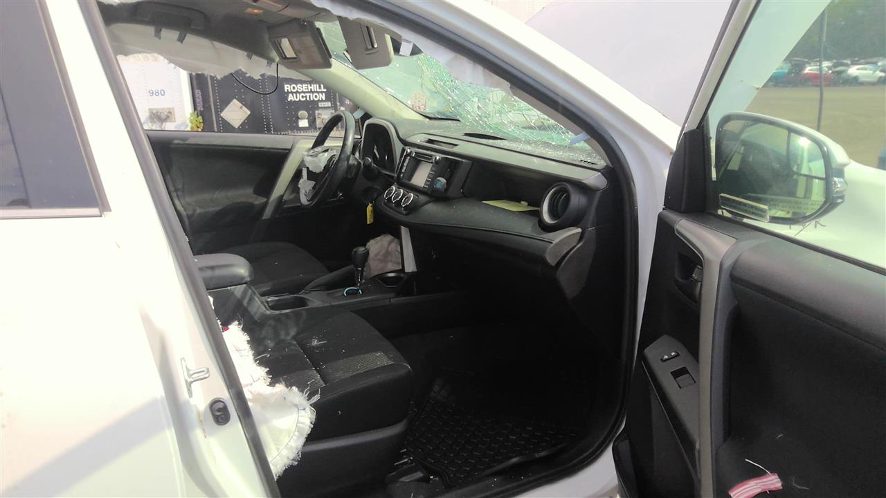 https://f005.backblazeb2.com/file/img-partshotlines-com/Inventory/EC801/Vehicle/220720_09.jpg
