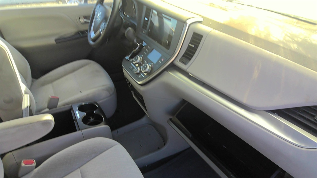 https://f005.backblazeb2.com/file/img-partshotlines-com/Inventory/EC801/Vehicle/220726_05.jpg