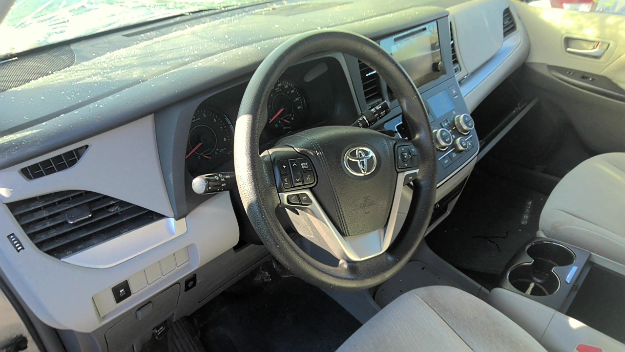 https://f005.backblazeb2.com/file/img-partshotlines-com/Inventory/EC801/Vehicle/220726_08.jpg
