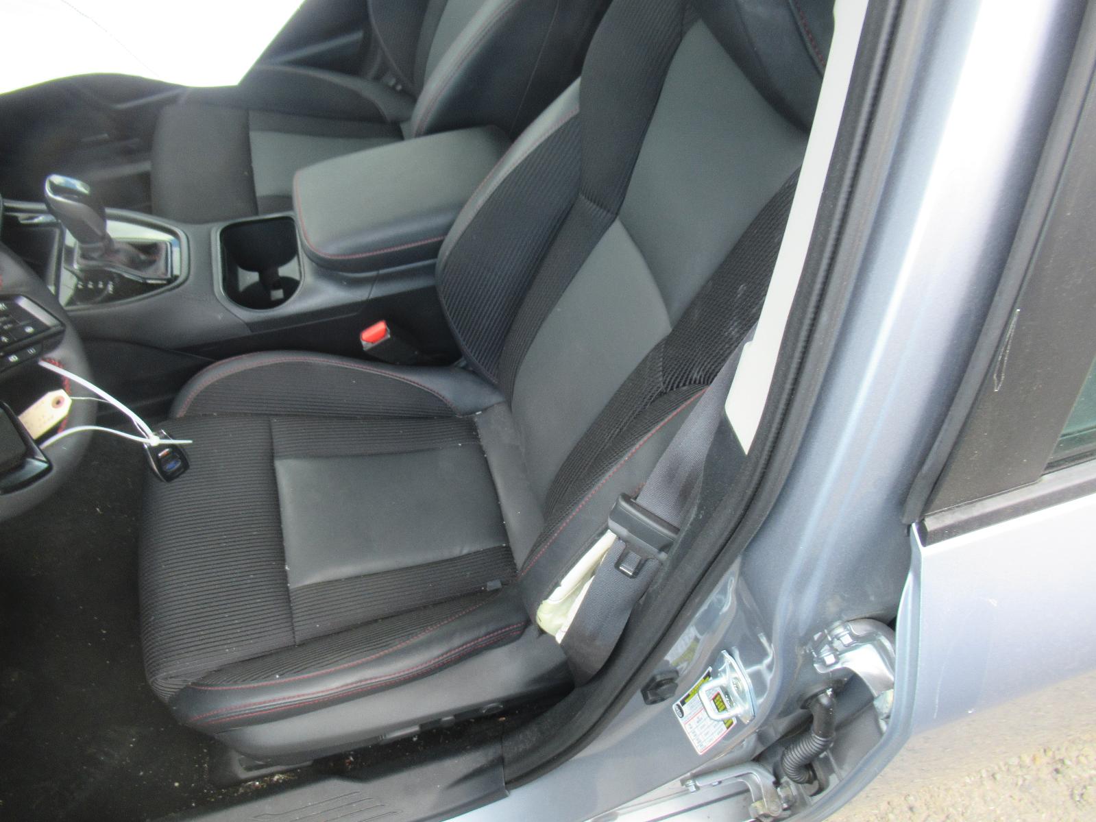 g/d/i/e/e/39dc13bd-4f8d-48ef-adee-a2b15218bd97.JPG