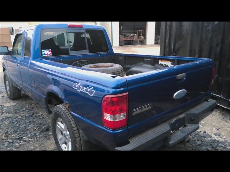 https://f005.backblazeb2.com/file/img-partshotlines-com/Inventory/EC845/Vehicle/2538_05.jpg