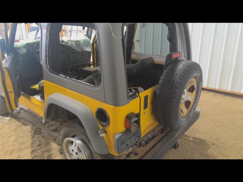 https://f005.backblazeb2.com/file/img-partshotlines-com/Inventory/EC845/Vehicle/2581_03.jpg