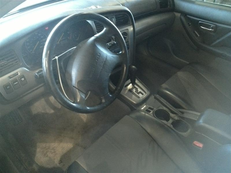 https://f005.backblazeb2.com/file/img-partshotlines-com/Inventory/EC885/Vehicle/10448_11.jpg
