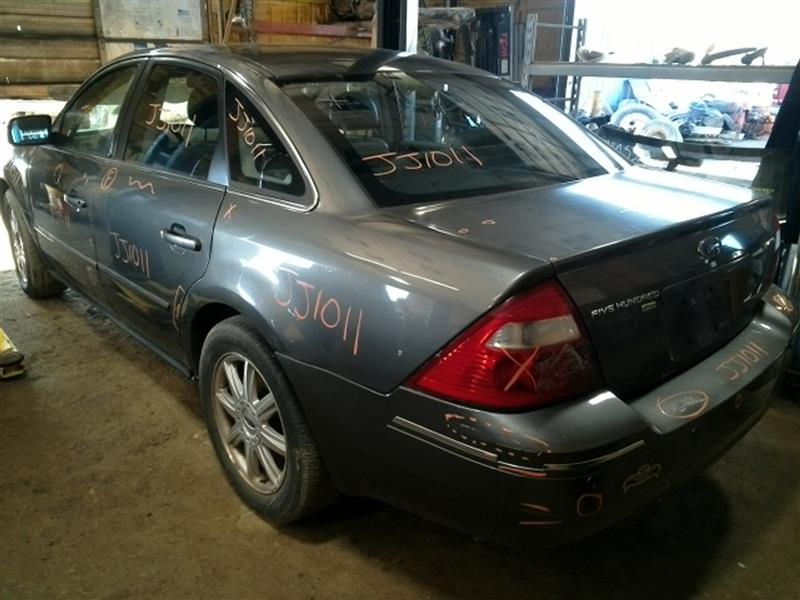 https://f005.backblazeb2.com/file/img-partshotlines-com/Inventory/EC885/Vehicle/10848_11.jpg
