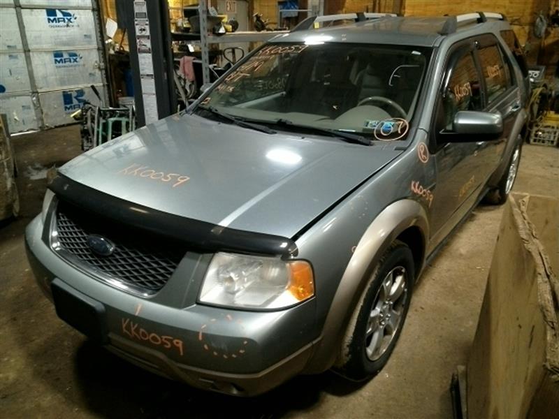 https://f005.backblazeb2.com/file/img-partshotlines-com/Inventory/EC885/Vehicle/11116_01.jpg