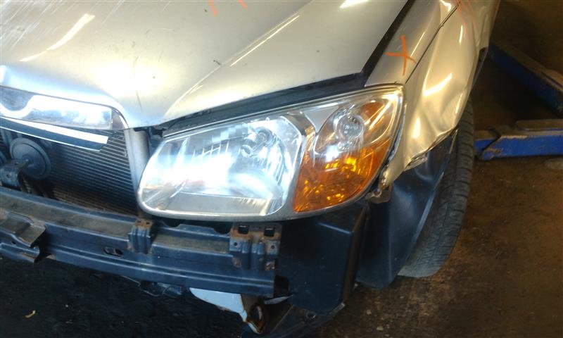 https://f005.backblazeb2.com/file/img-partshotlines-com/Inventory/EC885/Vehicle/12375_03.jpg