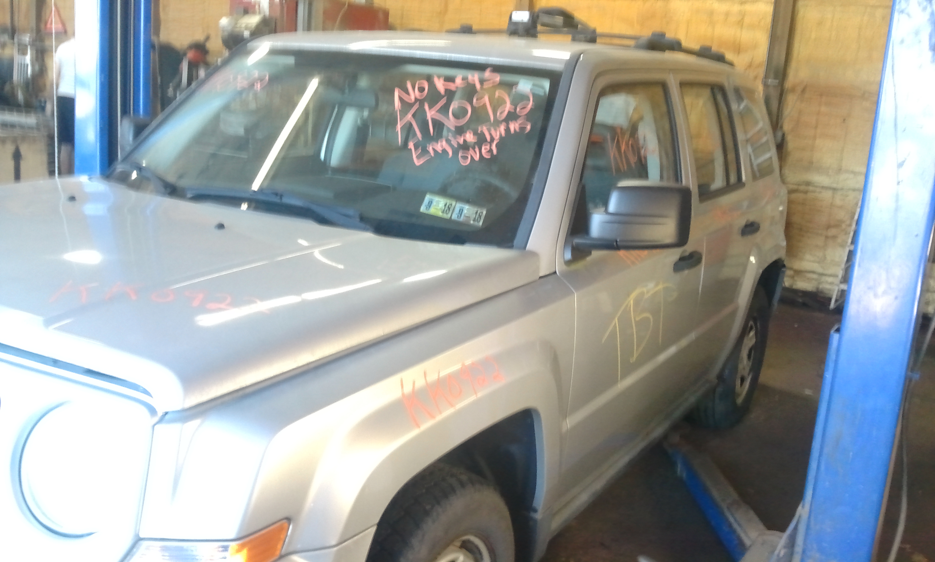 https://f005.backblazeb2.com/file/img-partshotlines-com/Inventory/EC885/Vehicle/12379_04.jpg