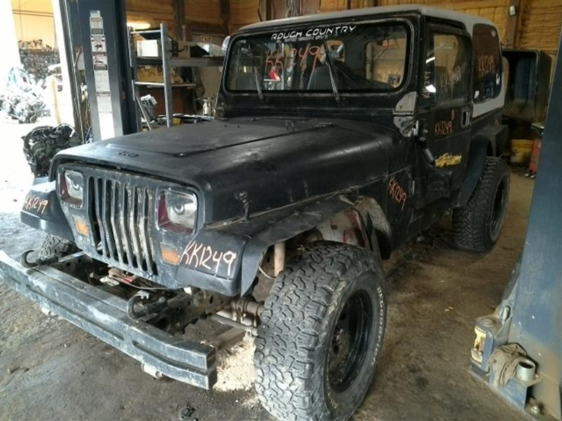https://f005.backblazeb2.com/file/img-partshotlines-com/Inventory/EC885/Vehicle/12889_01.jpg