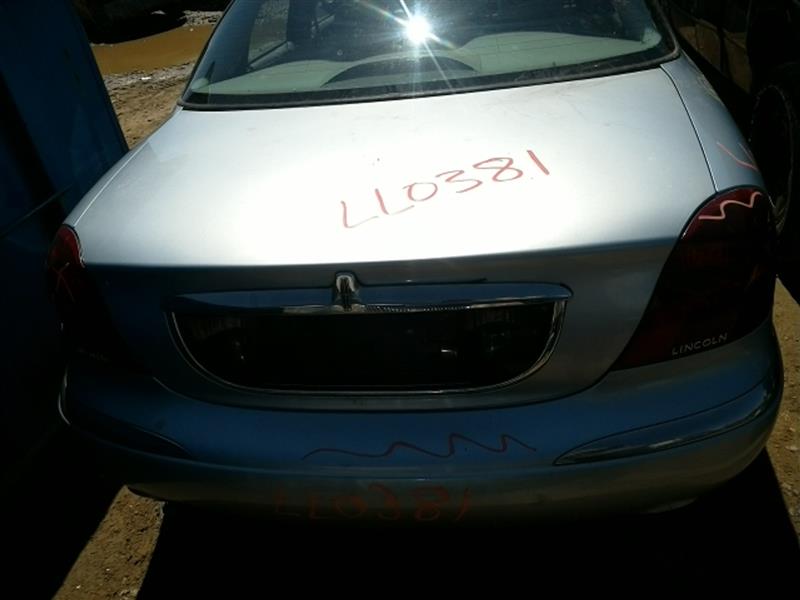 https://f005.backblazeb2.com/file/img-partshotlines-com/Inventory/EC885/Vehicle/14002_10.jpg