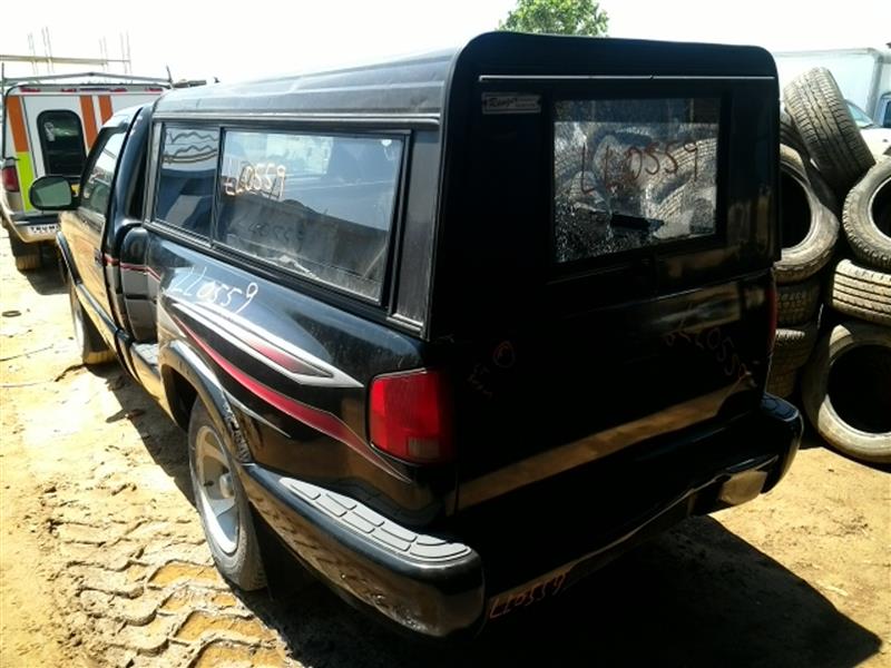 https://f005.backblazeb2.com/file/img-partshotlines-com/Inventory/EC885/Vehicle/14251_11.jpg