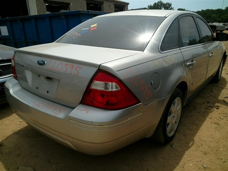 https://f005.backblazeb2.com/file/img-partshotlines-com/Inventory/EC885/Vehicle/14292_10.jpg