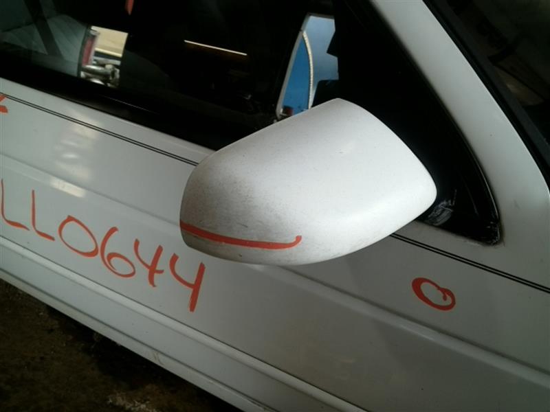 https://f005.backblazeb2.com/file/img-partshotlines-com/Inventory/EC885/Vehicle/14358_07.jpg