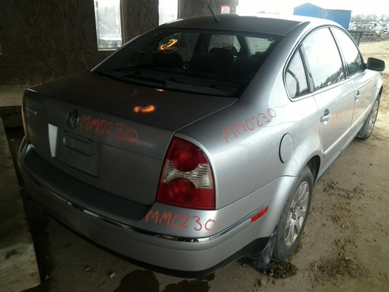 https://f005.backblazeb2.com/file/img-partshotlines-com/Inventory/EC885/Vehicle/15392_10.jpg