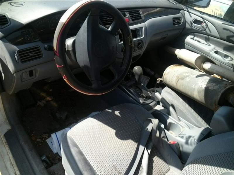 https://f005.backblazeb2.com/file/img-partshotlines-com/Inventory/EC885/Vehicle/15590_06.jpg