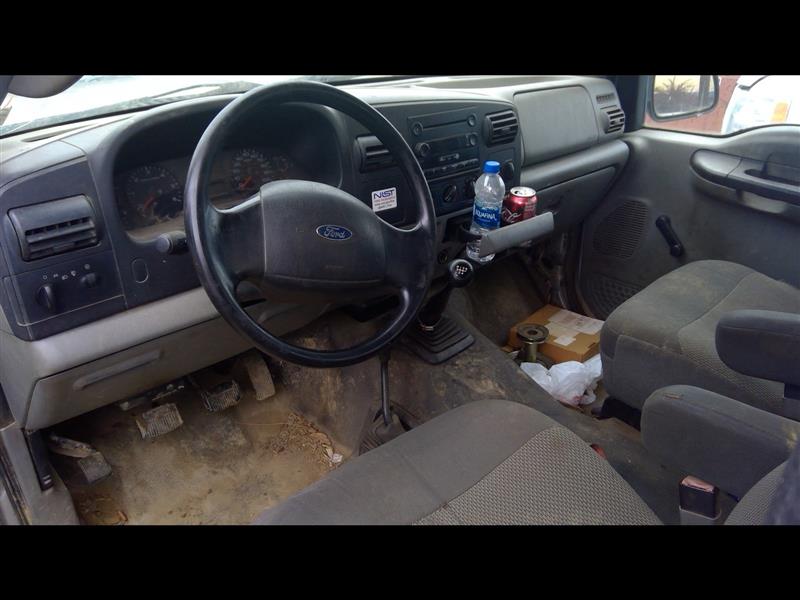 https://f005.backblazeb2.com/file/img-partshotlines-com/Inventory/EC885/Vehicle/15818_08.jpg