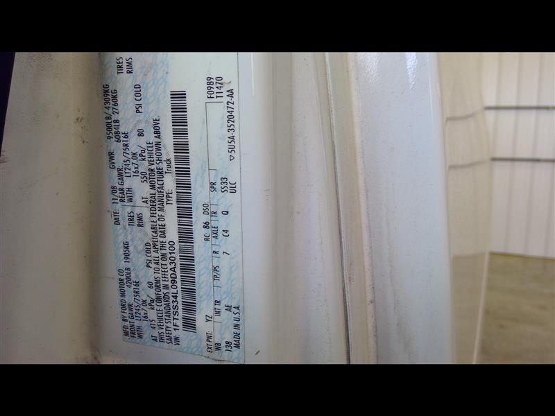 https://f005.backblazeb2.com/file/img-partshotlines-com/Inventory/EC885/Vehicle/15922_10.jpg