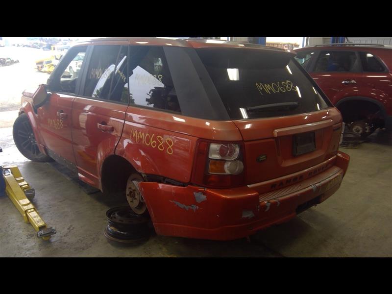 https://f005.backblazeb2.com/file/img-partshotlines-com/Inventory/EC885/Vehicle/15985_06.jpg