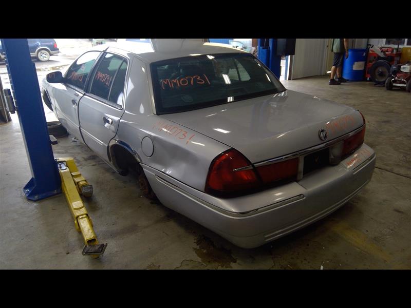 https://f005.backblazeb2.com/file/img-partshotlines-com/Inventory/EC885/Vehicle/16037_07.jpg