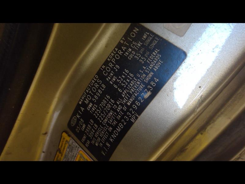 https://f005.backblazeb2.com/file/img-partshotlines-com/Inventory/EC885/Vehicle/16079_08.jpg