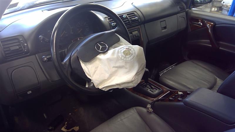 https://f005.backblazeb2.com/file/img-partshotlines-com/Inventory/EC885/Vehicle/16173_10.jpg