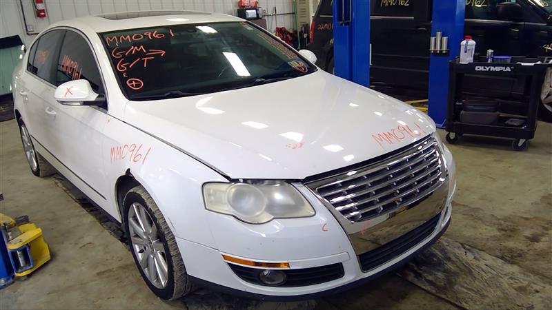 https://f005.backblazeb2.com/file/img-partshotlines-com/Inventory/EC885/Vehicle/16333_04.jpg