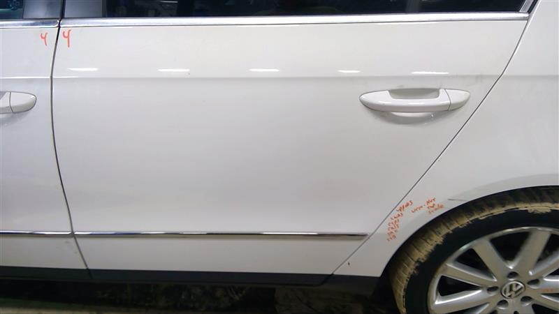 https://f005.backblazeb2.com/file/img-partshotlines-com/Inventory/EC885/Vehicle/16333_12.jpg