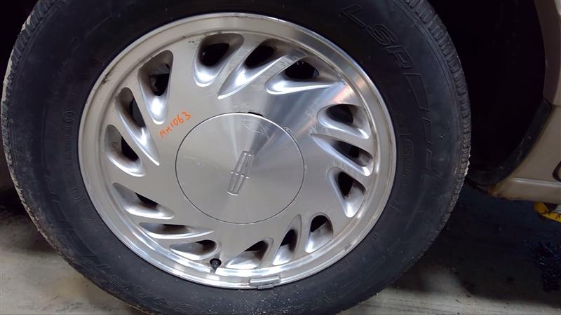 https://f005.backblazeb2.com/file/img-partshotlines-com/Inventory/EC885/Vehicle/16478_09.jpg