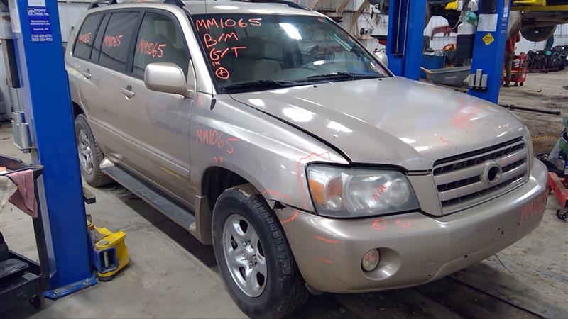 https://f005.backblazeb2.com/file/img-partshotlines-com/Inventory/EC885/Vehicle/16480_04.jpg