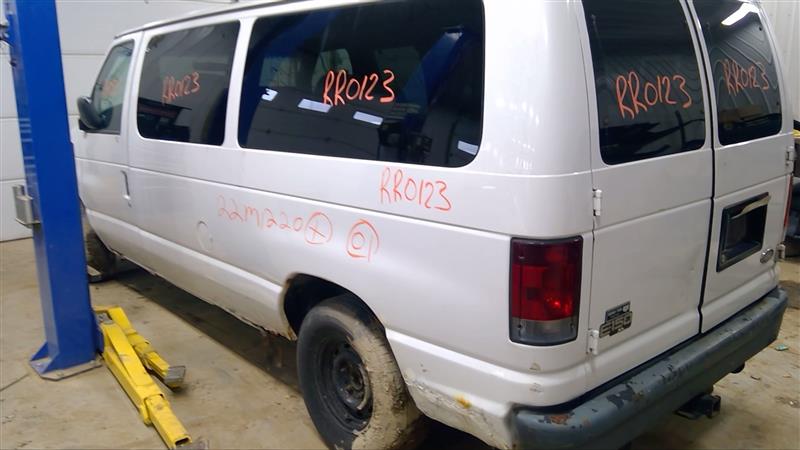https://f005.backblazeb2.com/file/img-partshotlines-com/Inventory/EC885/Vehicle/16715_05.jpg