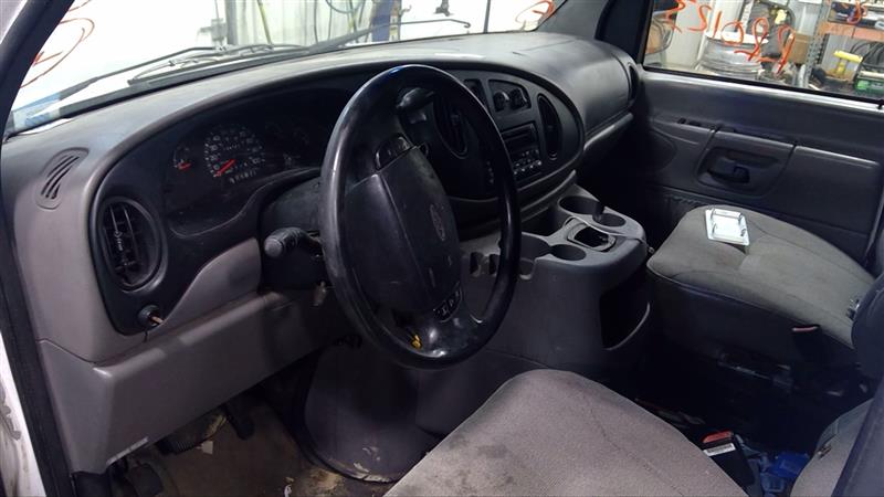 https://f005.backblazeb2.com/file/img-partshotlines-com/Inventory/EC885/Vehicle/16715_06.jpg