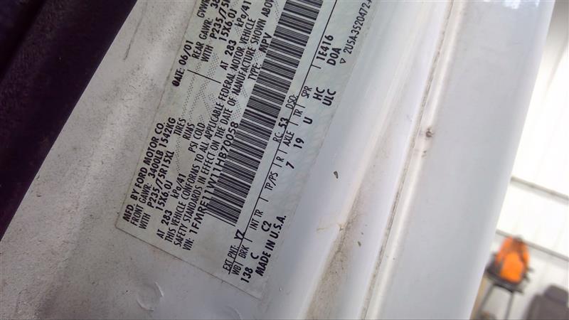 https://f005.backblazeb2.com/file/img-partshotlines-com/Inventory/EC885/Vehicle/16715_07.jpg