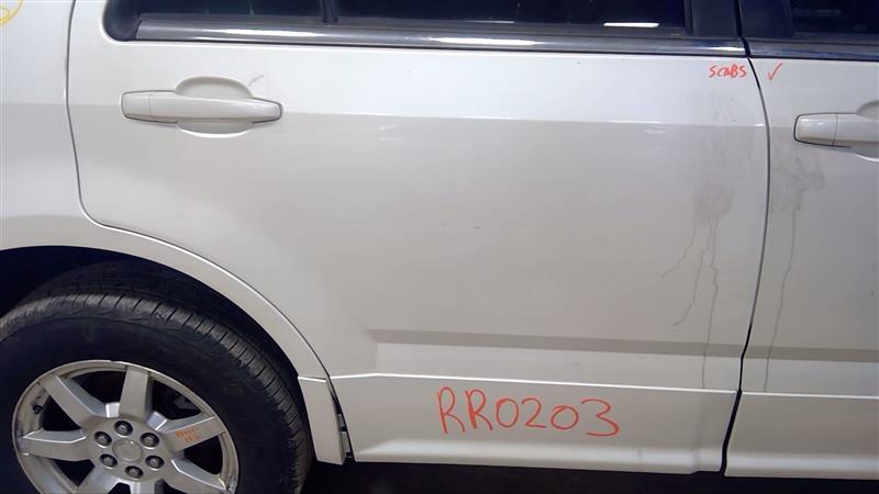 https://f005.backblazeb2.com/file/img-partshotlines-com/Inventory/EC885/Vehicle/16811_11.jpg