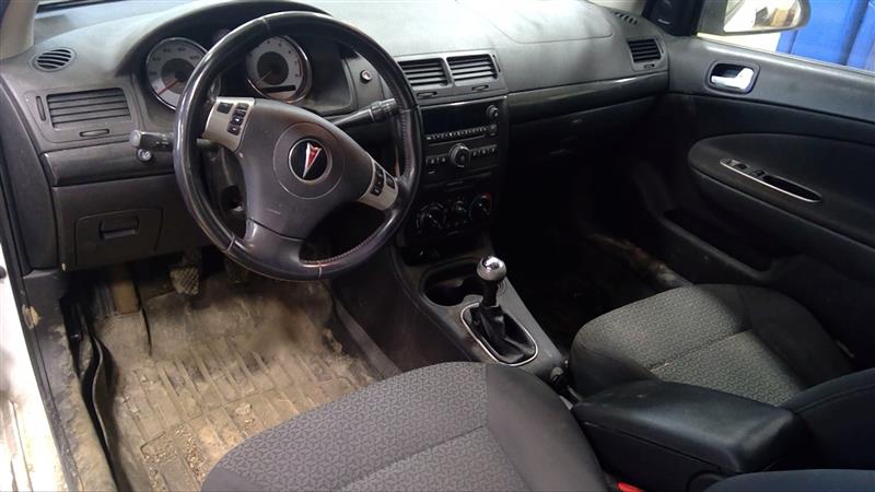 https://f005.backblazeb2.com/file/img-partshotlines-com/Inventory/EC885/Vehicle/16815_08.jpg
