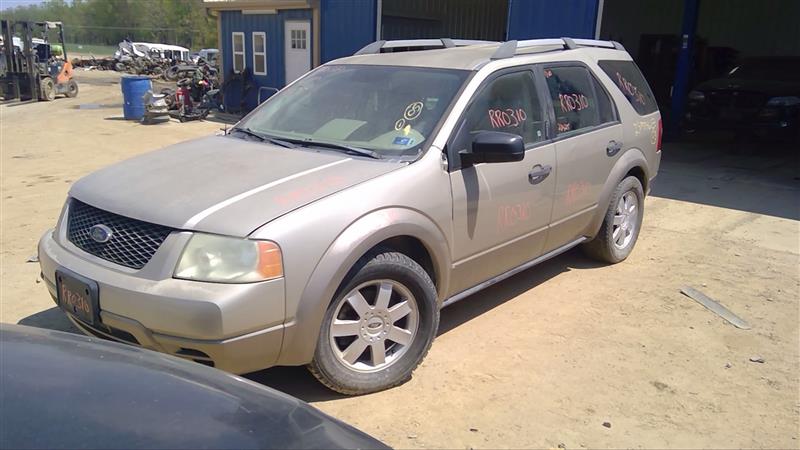 https://f005.backblazeb2.com/file/img-partshotlines-com/Inventory/EC885/Vehicle/16937_05.jpg