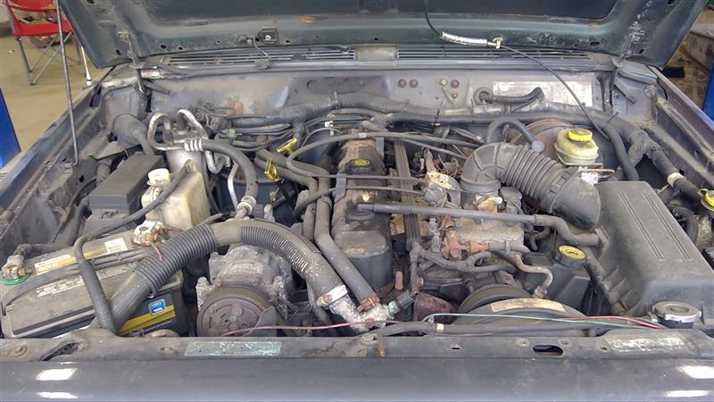 https://f005.backblazeb2.com/file/img-partshotlines-com/Inventory/EC885/Vehicle/17048_01.jpg