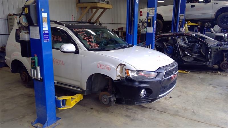 https://f005.backblazeb2.com/file/img-partshotlines-com/Inventory/EC885/Vehicle/17195_05.jpg