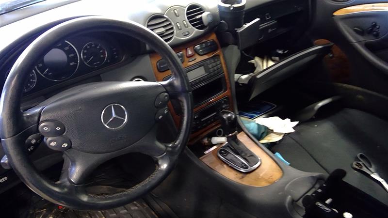 https://f005.backblazeb2.com/file/img-partshotlines-com/Inventory/EC885/Vehicle/17255_10.jpg