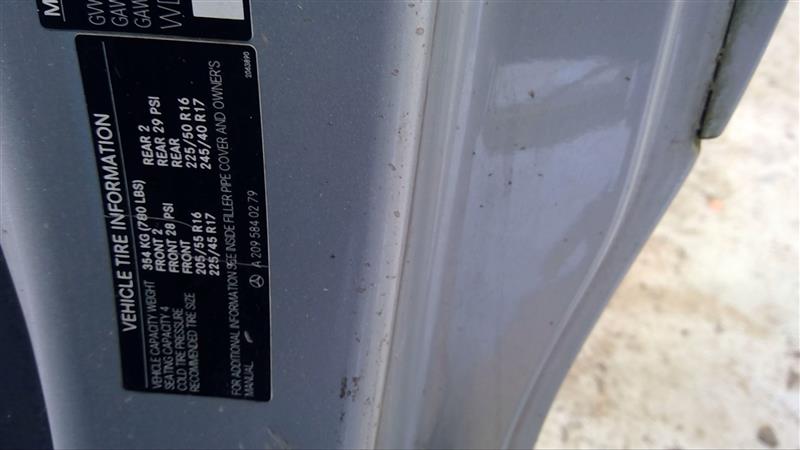 https://f005.backblazeb2.com/file/img-partshotlines-com/Inventory/EC885/Vehicle/17255_12.jpg