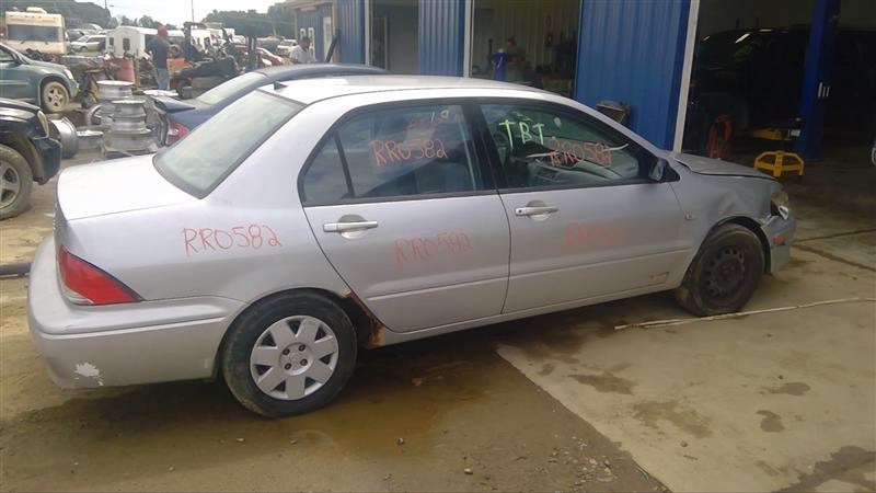 https://f005.backblazeb2.com/file/img-partshotlines-com/Inventory/EC885/Vehicle/17276_08.jpg