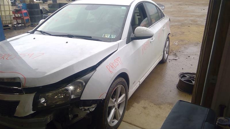 https://f005.backblazeb2.com/file/img-partshotlines-com/Inventory/EC885/Vehicle/17298_07.jpg
