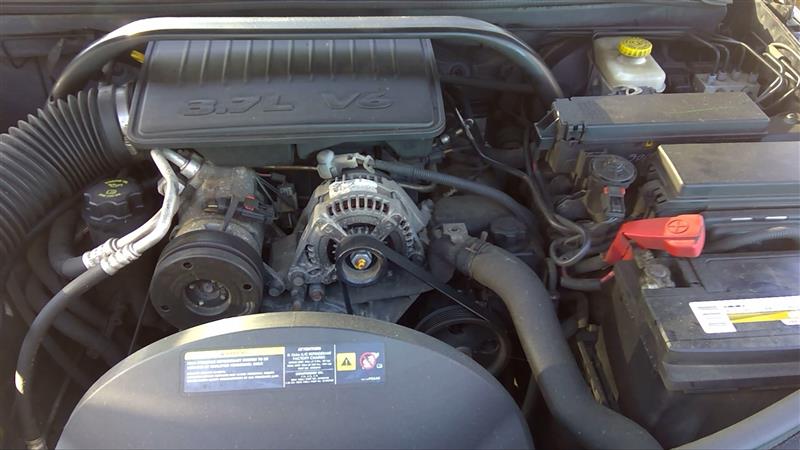 https://f005.backblazeb2.com/file/img-partshotlines-com/Inventory/EC885/Vehicle/17402_01.jpg