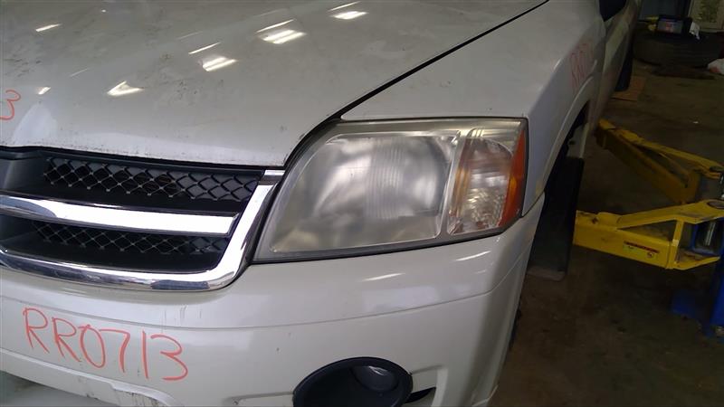https://f005.backblazeb2.com/file/img-partshotlines-com/Inventory/EC885/Vehicle/17504_06.jpg