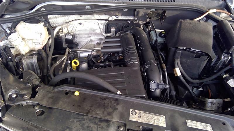 https://f005.backblazeb2.com/file/img-partshotlines-com/Inventory/EC885/Vehicle/17871_04.jpg