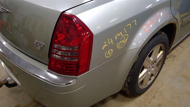https://f005.backblazeb2.com/file/img-partshotlines-com/Inventory/EC885/Vehicle/17904_10.jpg