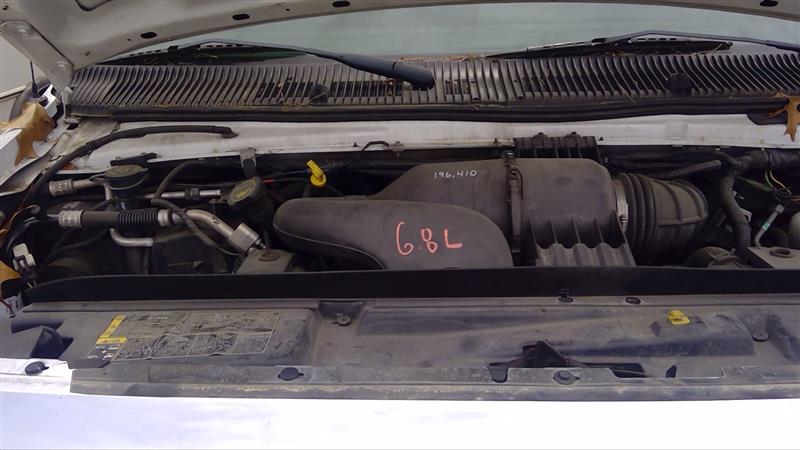 https://f005.backblazeb2.com/file/img-partshotlines-com/Inventory/EC885/Vehicle/18100_02.jpg