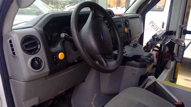 https://f005.backblazeb2.com/file/img-partshotlines-com/Inventory/EC885/Vehicle/18100_07.jpg
