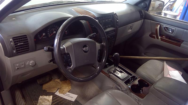 https://f005.backblazeb2.com/file/img-partshotlines-com/Inventory/EC885/Vehicle/18117_12.jpg