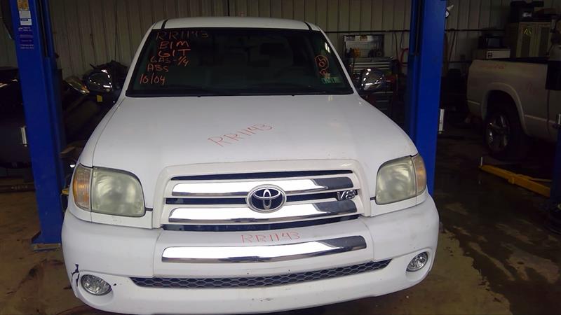 https://f005.backblazeb2.com/file/img-partshotlines-com/Inventory/EC885/Vehicle/18208_03.jpg
