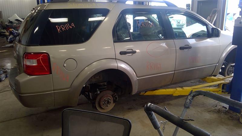 https://f005.backblazeb2.com/file/img-partshotlines-com/Inventory/EC885/Vehicle/18256_08.jpg