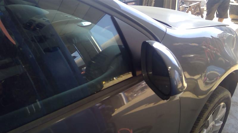 https://f005.backblazeb2.com/file/img-partshotlines-com/Inventory/EC885/Vehicle/18271_11.jpg